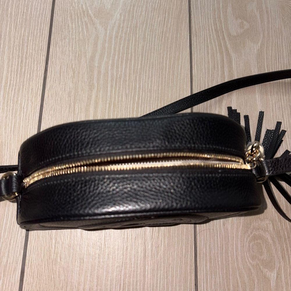Brand new Gucci Black Leather Crossbody Bag comes with dustbag and box - Picture 6 of 13
